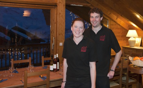 Work in a chalet with your friend or partner