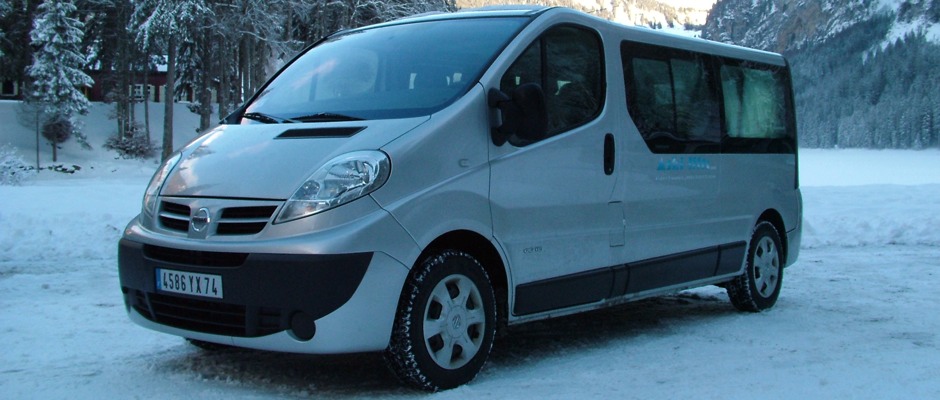 Spend the season driving guests between the airport and resort